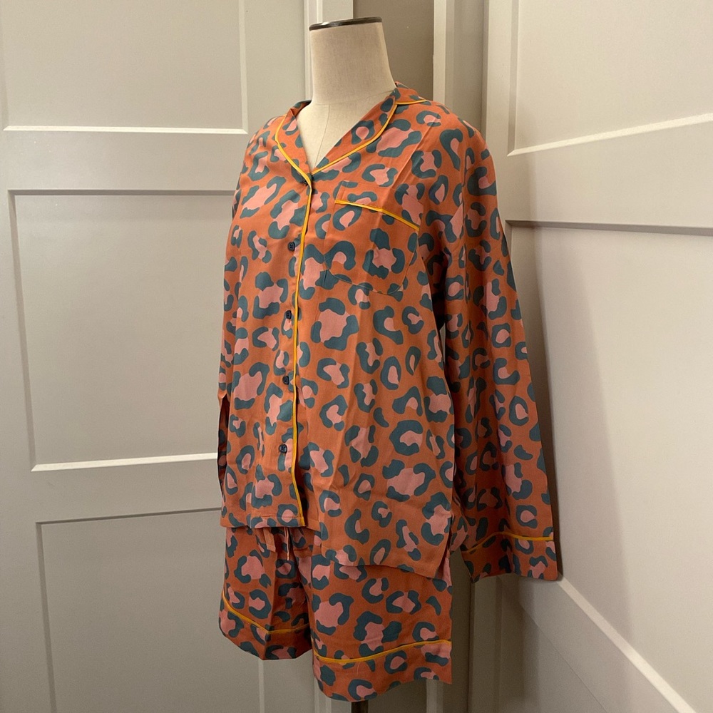 🐆 Powder Leopard Pyjamas (pajamas)🐆 - Picture 2 of 14